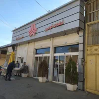 کارگر انبار - نمایندگی قطعات سایپا