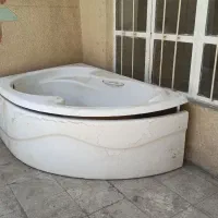وان حمام جکوزی