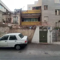 85 متر خانه ویلایی واقع در خیابان حسام الدین