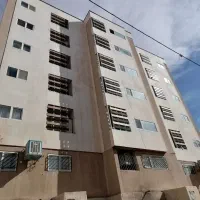 وحدت بتن  صدرا