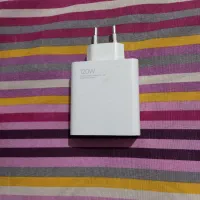 شارژر۱۲۰ وات اصل وفندکی و کابل و تعدادی لوازم دیگه