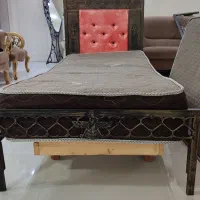۲ عدد تخت فرفوژه مدل هخامنشی و چرم دوزی|تخت و سرویس خواب|مشهد, حجاب (شهرک غرب)|دیوار