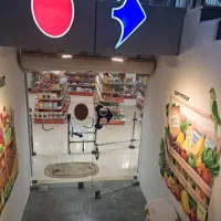 فروشنده هایپر مارکت