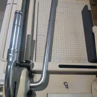 کاتر گوتین برش کاغذ و کتاب