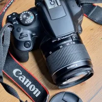 دوربین عکاسی کانن 2000d تمیز و کم کار