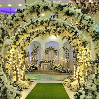 تعدادی وسایل و لوازم تشریفات