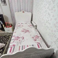 تخت دخترونه