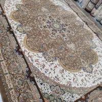 2تخته فرش 12متری گردویی 700شانه لیلیوم درجه یک|فرش|قم, نیروگاه|دیوار