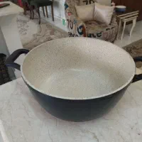 قابلمه چدن|ظروف پخت‌وپز|مشهد, هفت تیر (حافظ)|دیوار