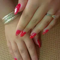 ناخن هات رو به من بسپار،منم به تمرین نیاز دارم
