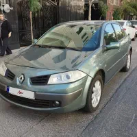 مگان اتومات ۲۰۰۰