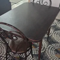 میز ناهار خوری با دوتا صندلی