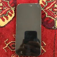 گوشی ایفون ۱۵ نرمال در حد اک