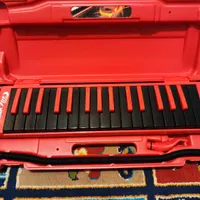 ملودیکا ۳۲ کلید hohner