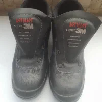 کفش ایمنی کاملا نو|کیف، کفش، کمربند|شاهینشهر, خبرنگار|دیوار