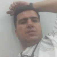 راننده پایه دو آقا مسلط به نیسان وانت