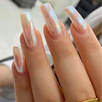 تخفیف کاشت ناخن وترمیم ناخن به مدت بک هفته