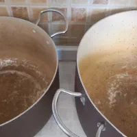 تعدادی قابلمه روحی و تفلون کارکرده