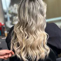 مدل موی طبیعی رنگ کراتین|خدمات آرایشگری و زیبایی|سقز, |دیوار