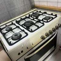 اجاق گاز لوفرا