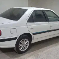 پژو پارس نیمه سفارشی ۴۰۲|خودرو سواری و وانت|مشهد, حسینآباد|دیوار