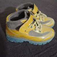 نیم بوت پسرونه مناسب ۶ تا ۷ سال