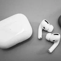 ایرپاد M25 هندزفری بلوتوث M12 کریستالی مانیتوردار|لوازم جانبی موبایل و تبلت|قم, امامزاده ابراهیم|دیوار