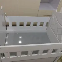 تخت نوزاد|تخت و صندلی بچه|مراغه, |دیوار