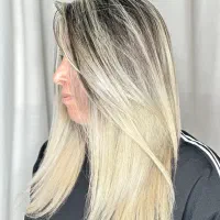 سالن زیبایی رزا|خدمات آرایشگری و زیبایی|ساری, |دیوار