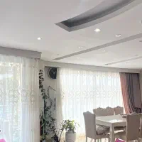 پرده خامه دوزی شده