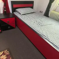 تخت خواب دست ساز، پاتختی دست‌ساز و تشک