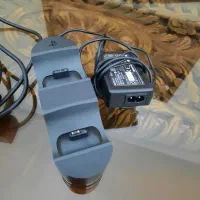 دوربین و پایه شارژ ps4 در حد نو|کنسول، بازی ویدئویی و آنلاین|کرج, کارخانه قند|دیوار
