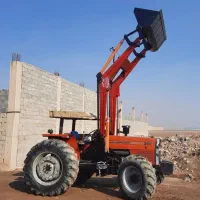 خدمات کمپرسی و تراکتور بیل لودری