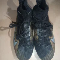 کفش استوک فوتبالی