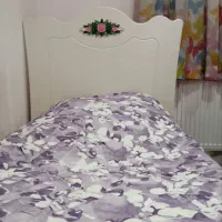 تخت خواب نوجوان با میز تحریر و میز آرایشگاه