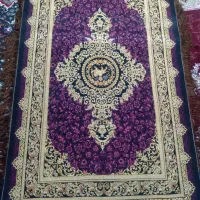 فرش تمام ابریشم زرنیم