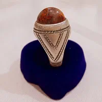 نگین و انگشتر قدیمی