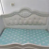 تخت کودک|تخت و صندلی بچه|ری, علایین|دیوار