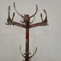 رخت آویز لباس فقط 700آدرس حکم آباد