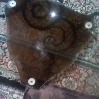 میز. عسلی