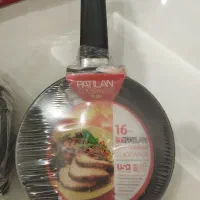 سه عدد ماهی تابه اکبند