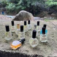 ادکلن زنانه و مردانه