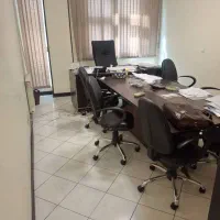 ۵۰ متر سند اداری با ۱۷ متر انباری