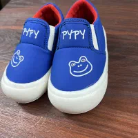 کفش بچگانه نو‌