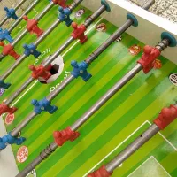 فروش فوتبال دستی سالم تمیز قیمت 700|ورزشهای توپی|اسدآباد, |دیوار