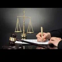 وکیل در دعاوی حقوقی وکیفری وخانواده.