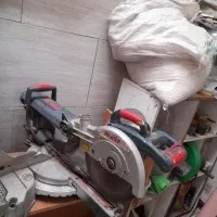 یک عدد فارسی بردرحد نو  ویک عدد پمپ باد ۵۰ لیتری