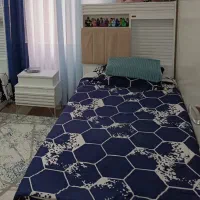 تخت تک نفره با تشک و رو تختی