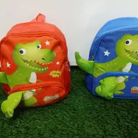 انواع کوله وپوشاک بچه گانه