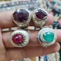 انگشتر یاقوت معدنی سه تا یکی زمردپنجشردست ساز|جواهرات|کاشان, فاز ۲ ناجی آباد|دیوار